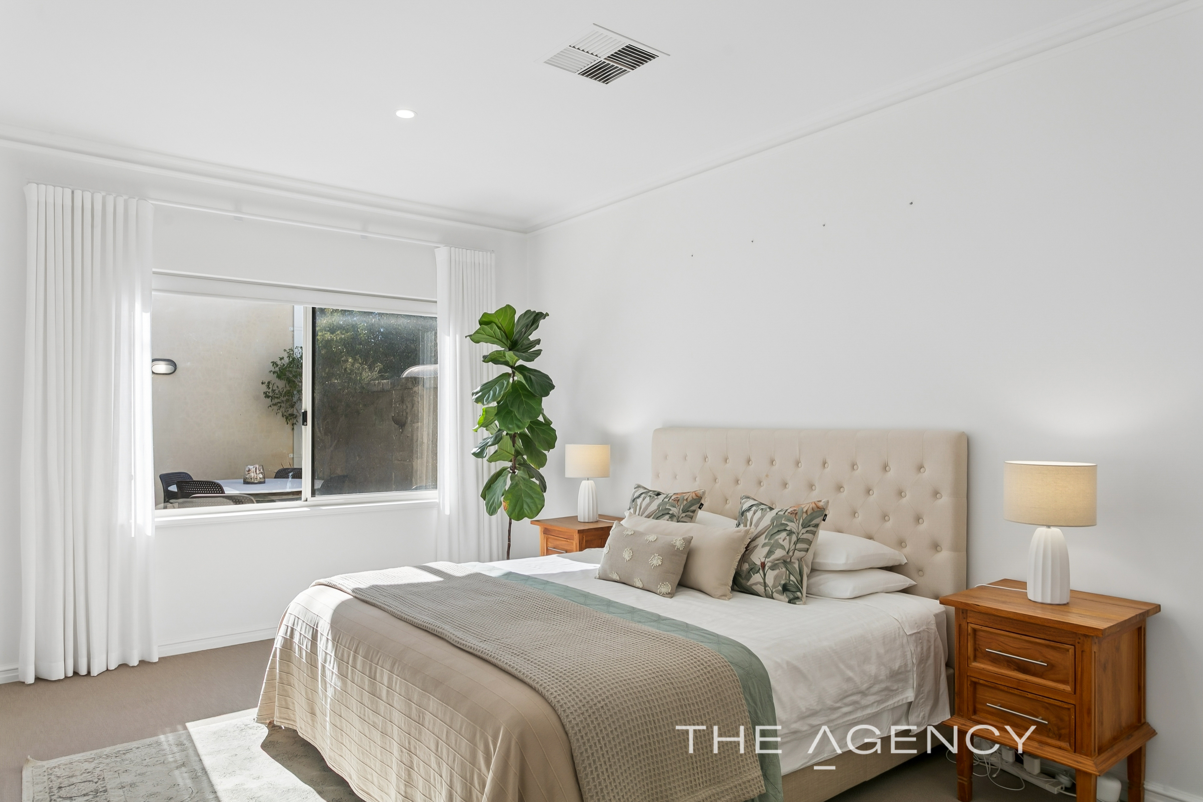 18 Swan St Mosman Park WA 6012