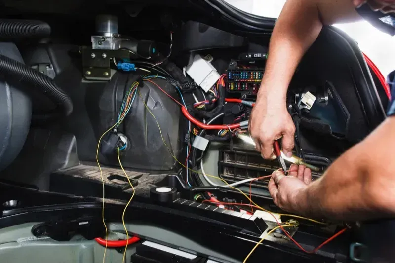 MOBILE AUDIO REPAIR & DIAGNOSTIC