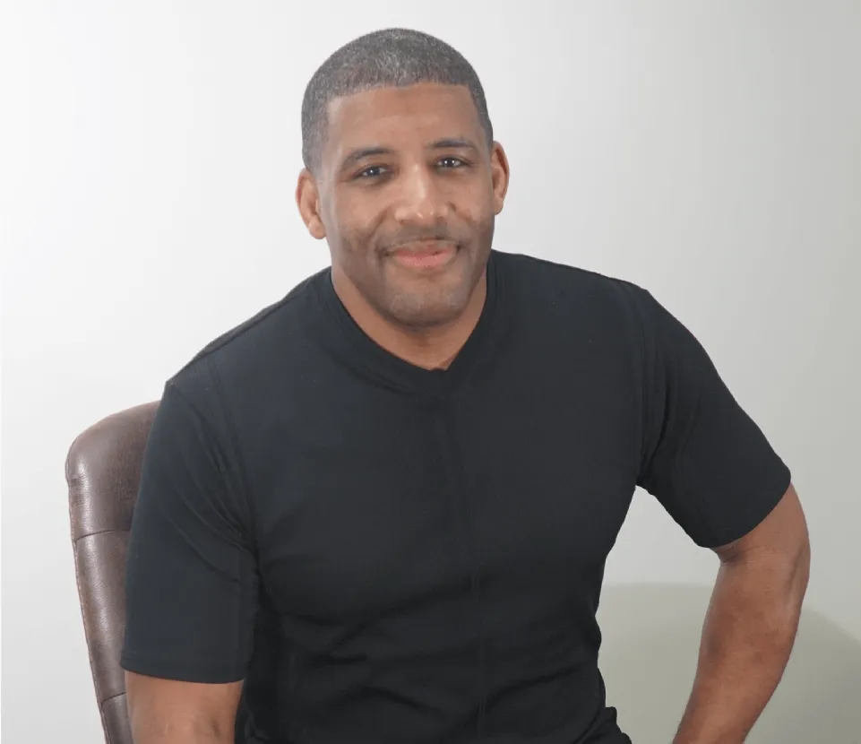 Melvin Yates Host of the Lets Talk Real with Mel Podcast Show