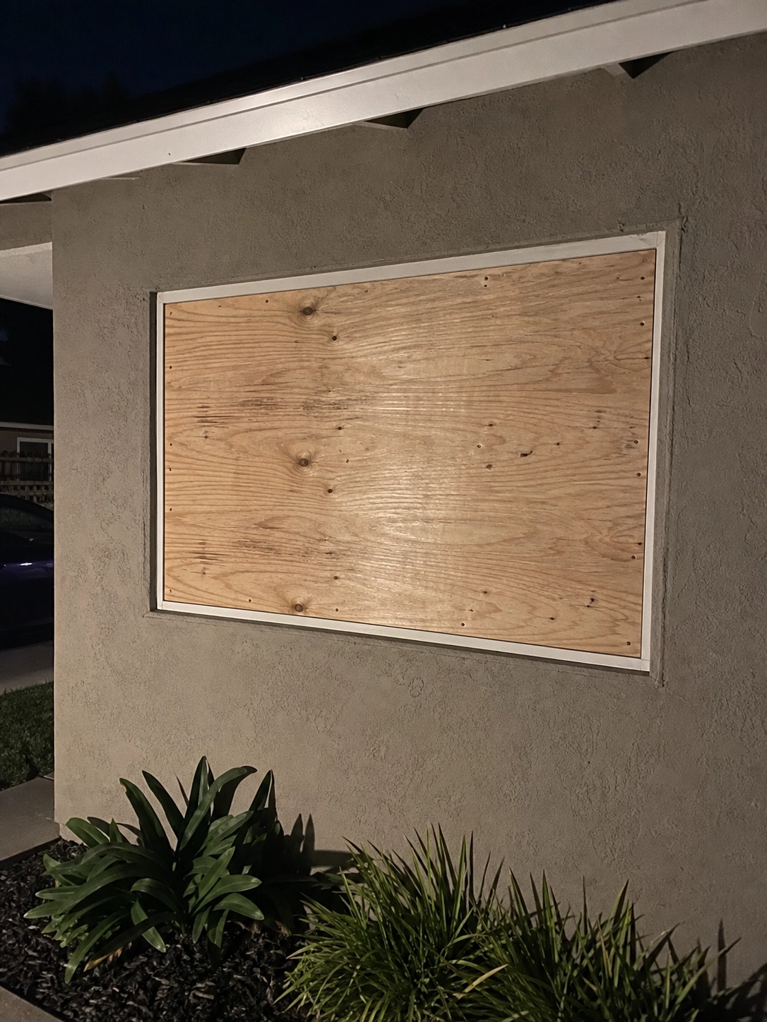 Los Angeles, CA Emergency Restoration Services