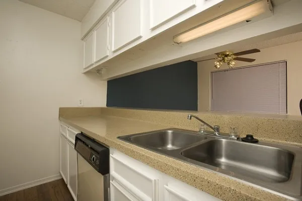 Finding a decent apartment in Houston TX can take time.