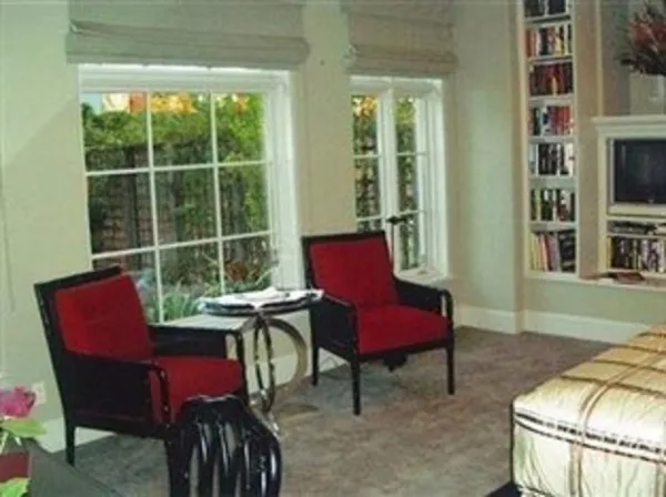 Enjoy your stay at The Guesthouse on Allen Street
