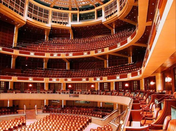 Enjoy Christmas classics this holiday at the Meyerson Symphony Center