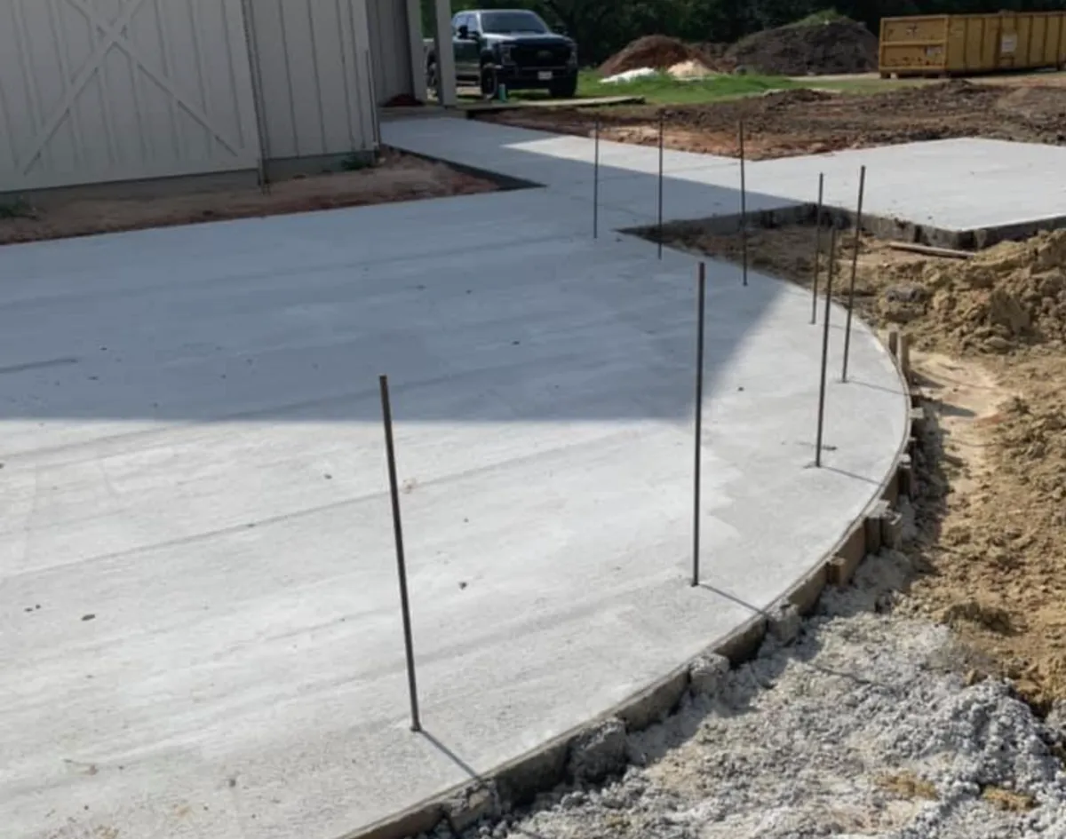 Maryland Heights Concrete builds sidewalks..