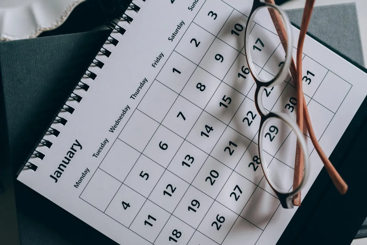 Calendar representing ContactSage's ability to provide timely alerts and reminders to important contract dates