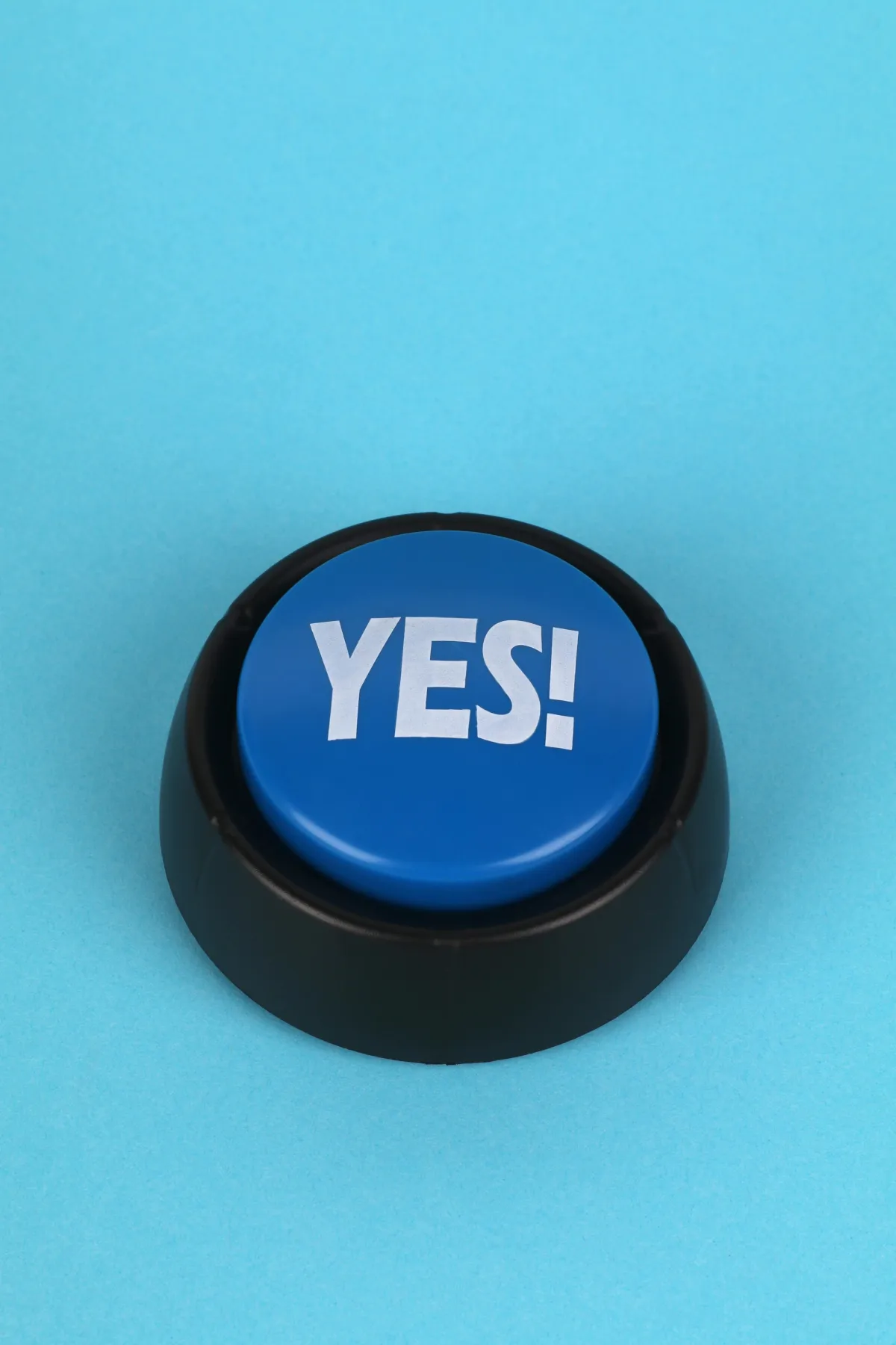 Yes button showing how easy it is to create new contracts and kickoff the collection of contract analysis playbooks which provide real insights and contract intelligence