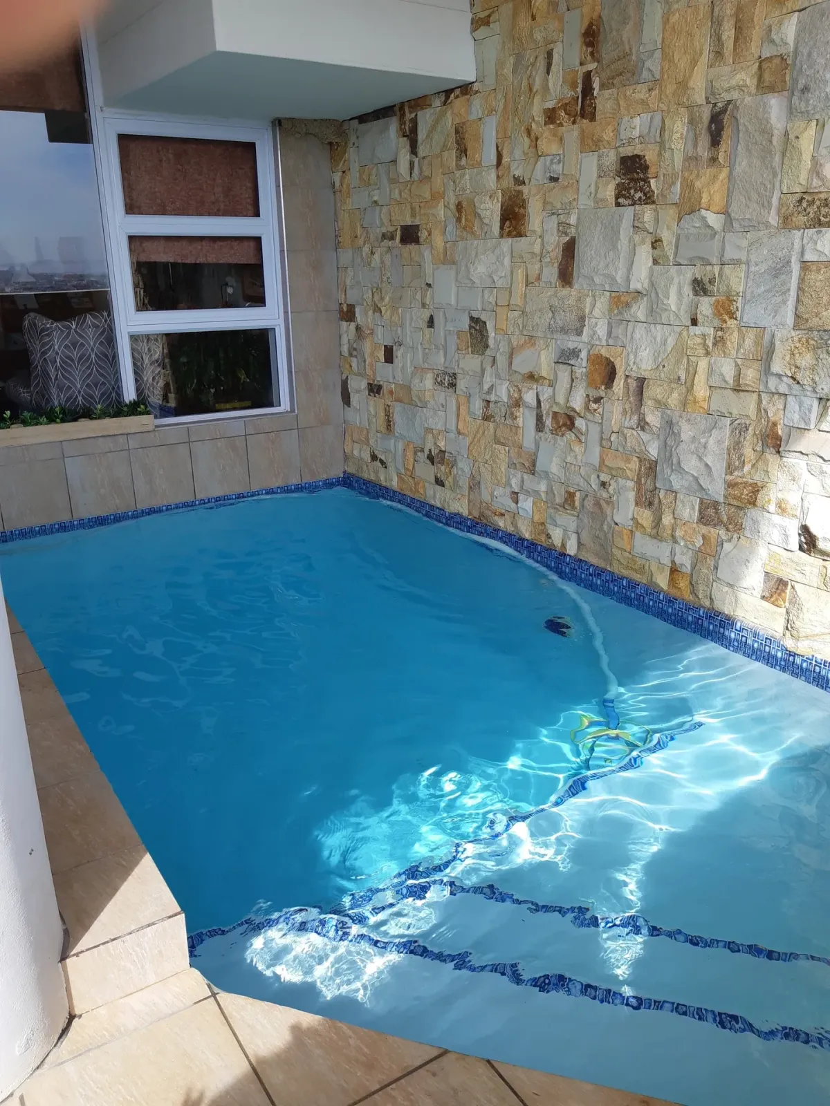 Pool remodelling - Somerset West