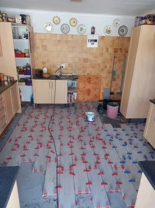 Laying new floors - Strand