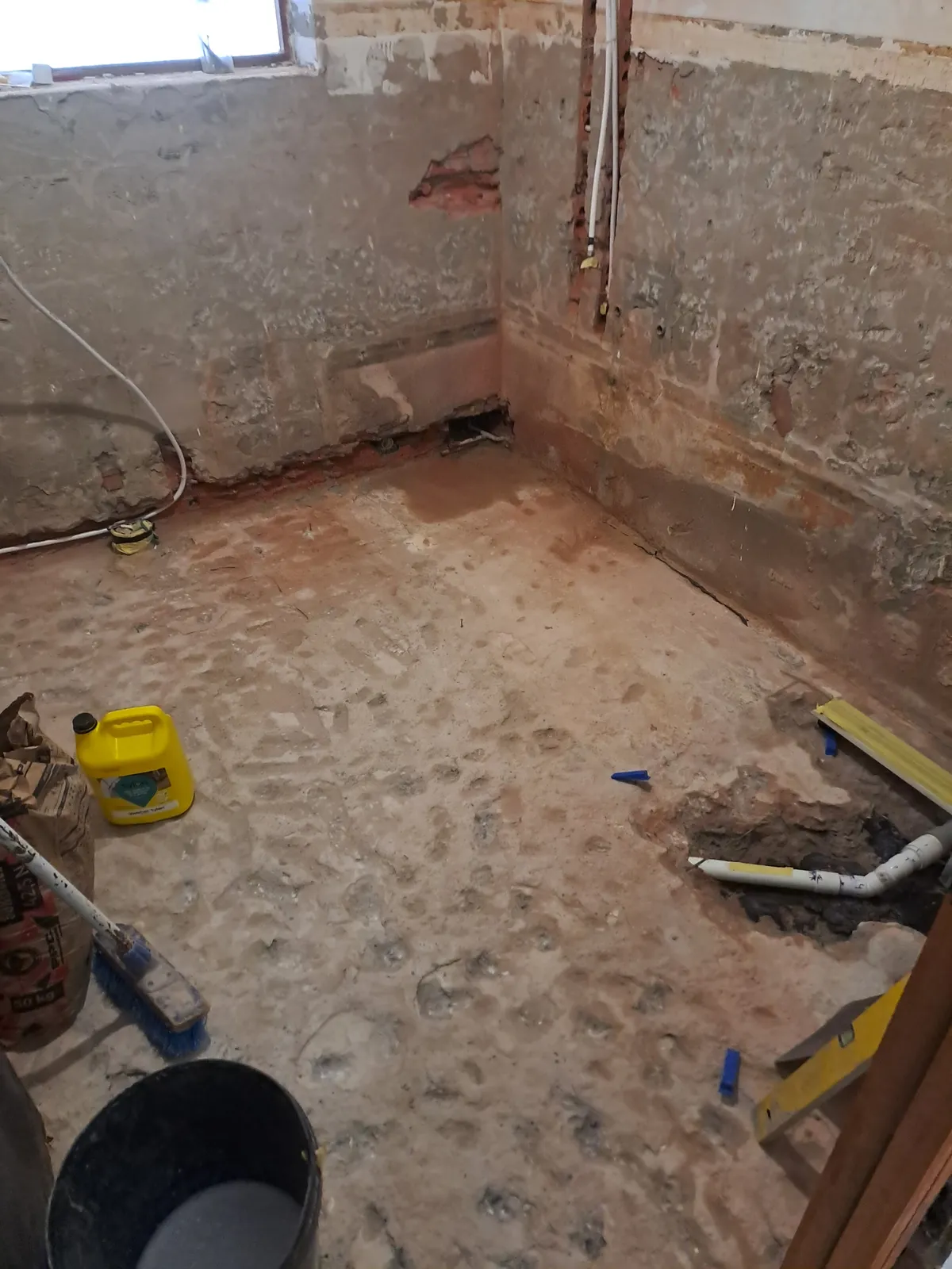 Bathroom Remodelling - Before - Gordons Bay