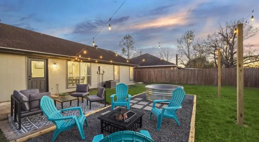 Sugarland Concrete builds and installs Driveway