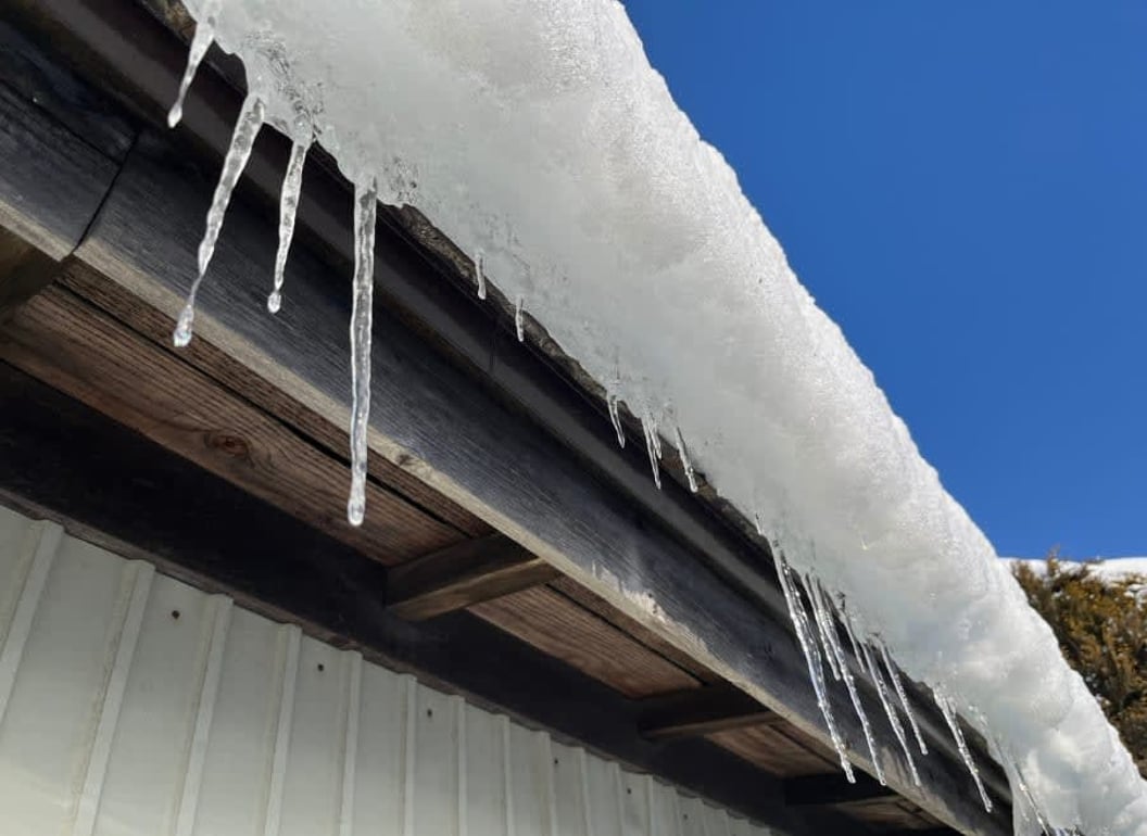 Roof Ice Dam Tips For Winter Roof Maintenance