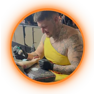 Portrait of tattoo artist Dave Aslett Jr.