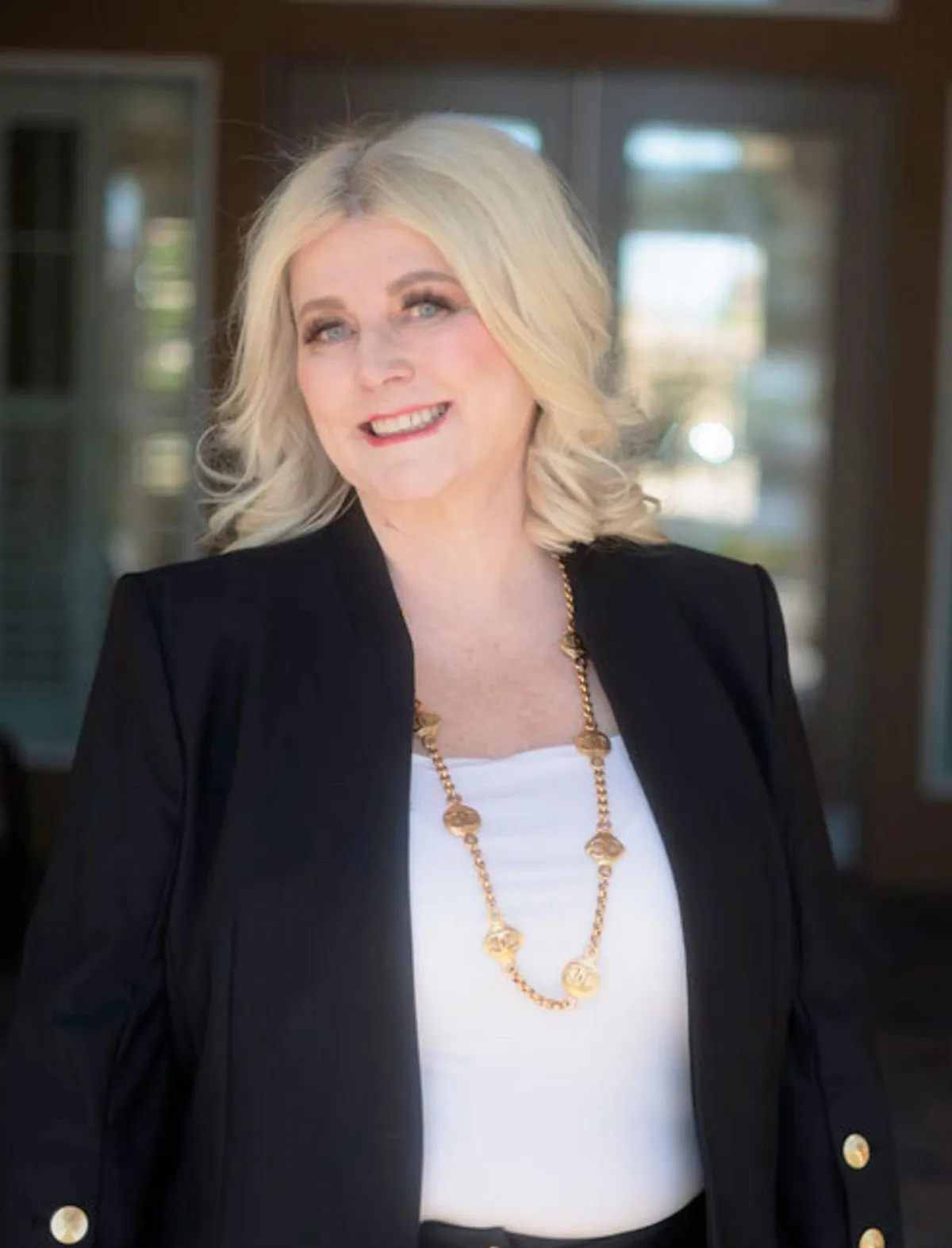 Leza heed Real Estate Agent