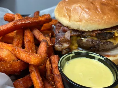 Cheeseburger and sweetpotato fries