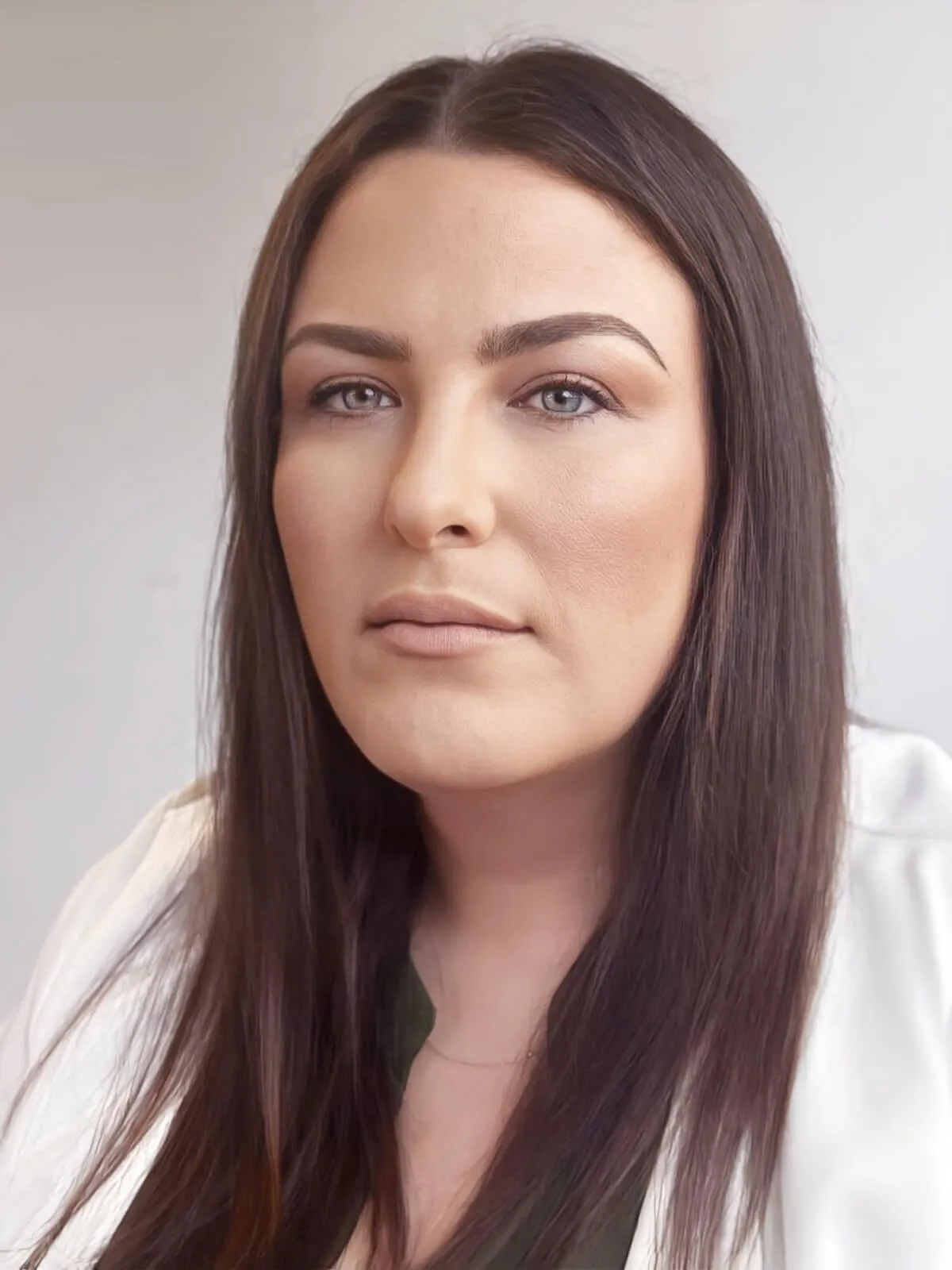 ELLA PICTURE WHO AM I SECTION