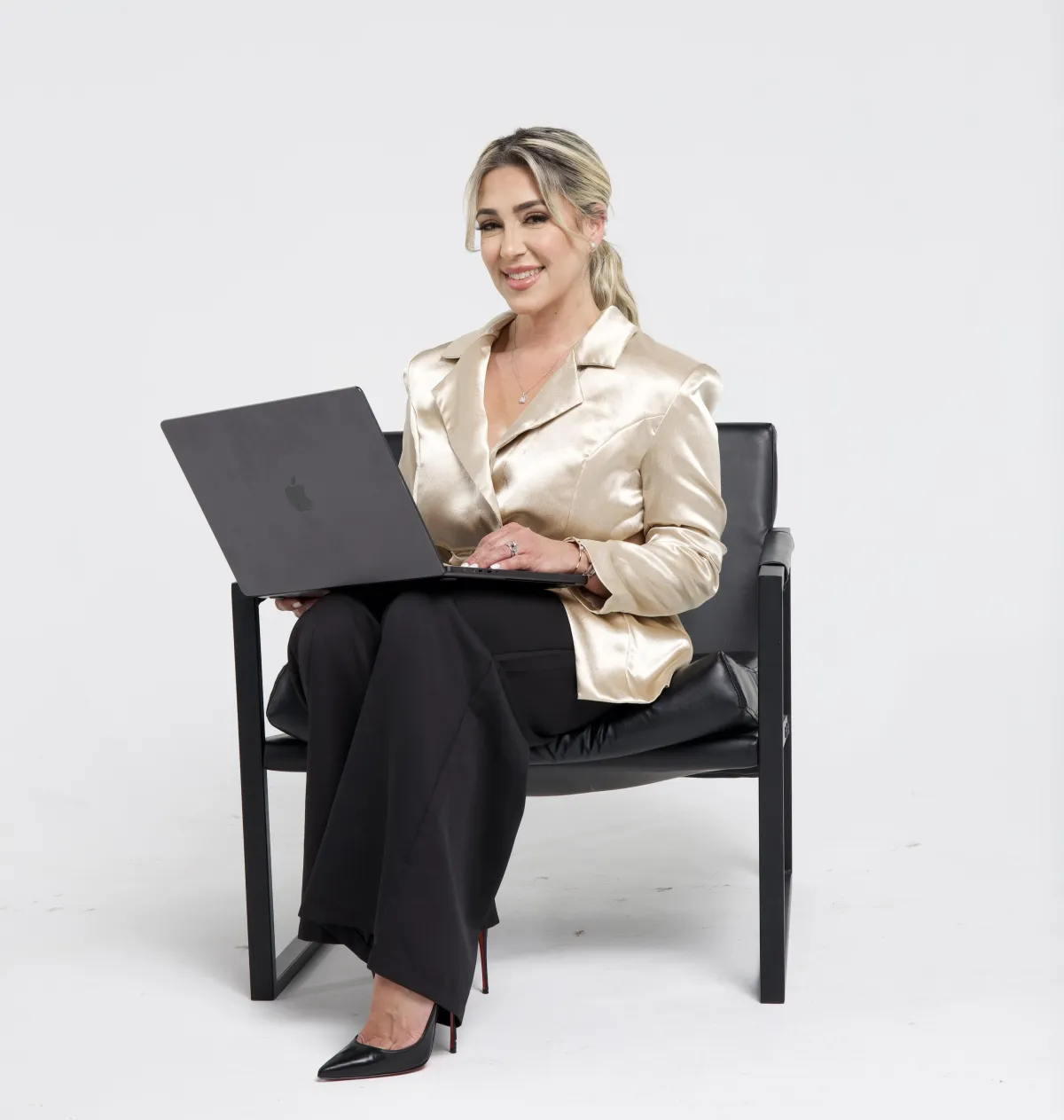 Suheyl Hernandez Real Estate Coach