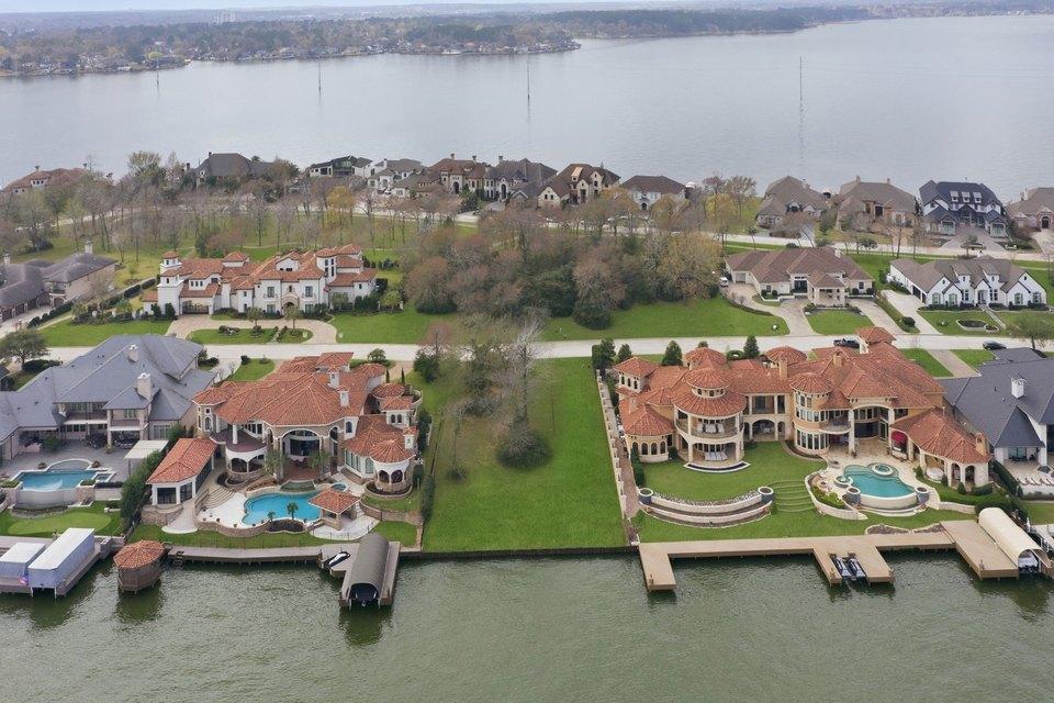 Best Areas Around Lake Conroe for Luxury Home Buyers
