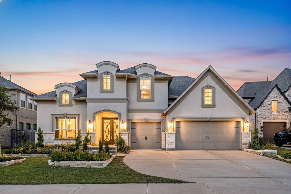 Cypress TX Homes With Three-Car Garages: A Buyer's Guide