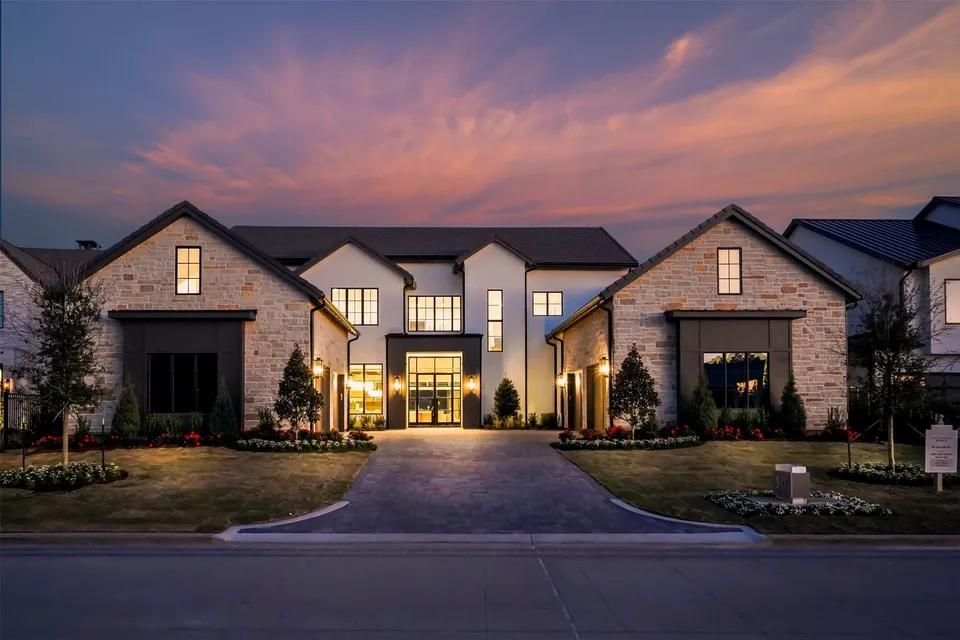 Luxury Homes Under $1 Million in The Woodlands TX: What Buyers Can Expect