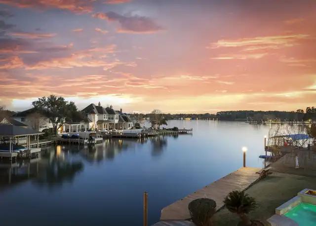 What Buyers Wish They Knew Before Moving to Lake Conroe (2026 Local Guide)