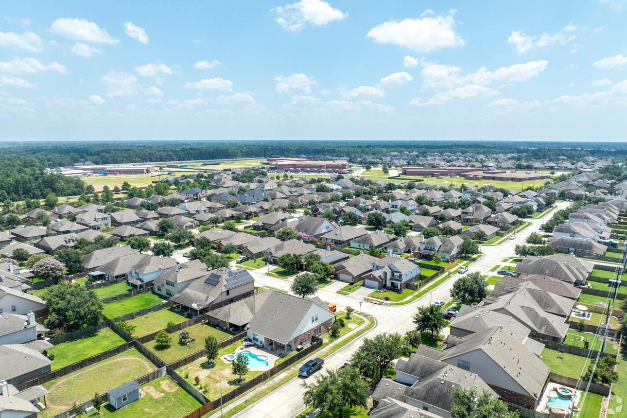 How Spring, TX's Location Connects Residents to Major Employment Centers Across Greater Houston (2026 Guide)