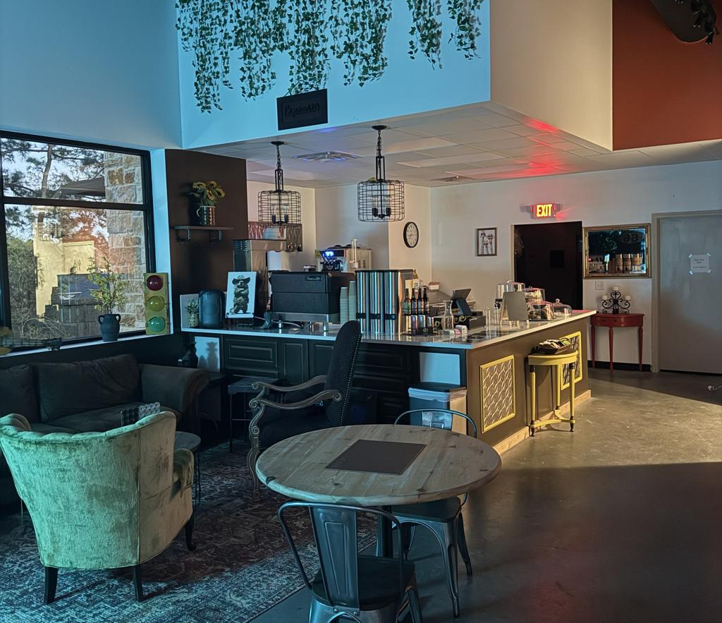 A Guide to Local Coffee Shops Around Lake Conroe (2026 Guide)