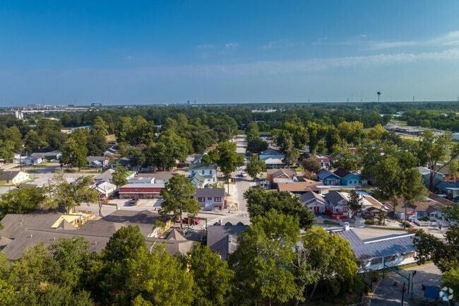 Spring vs. The Woodlands: Which Community Is Right for You? (2026 Guide)