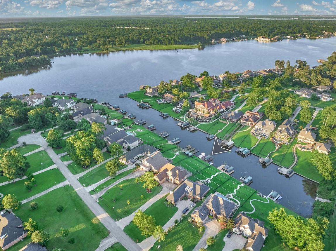 Lake Conroe vs. The Woodlands: Which Community Is Right for You? (2026 Guide)