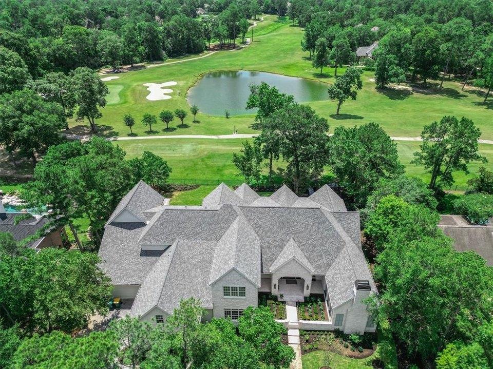 Golf Course Living in The Woodlands: What Buyers Should Know (2026 Guide)