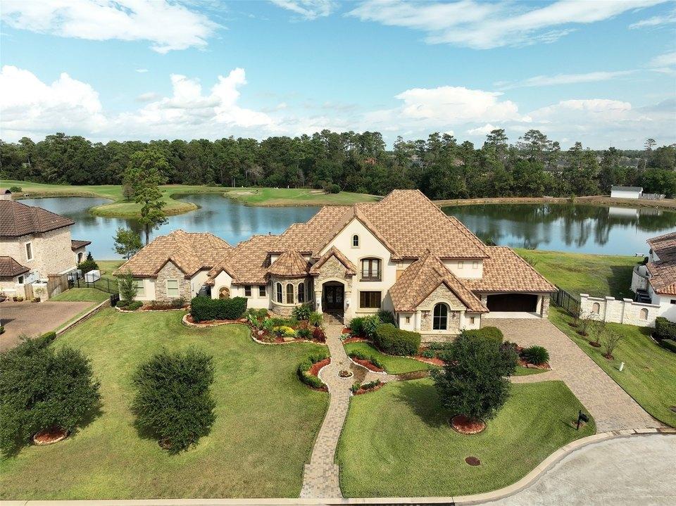 Golf Course Living in Spring, TX: A Buyer's Guide (2026)