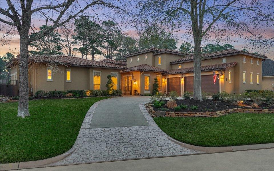 Single-Story Homes in Woodforest: A Buyer's Guide (2026)