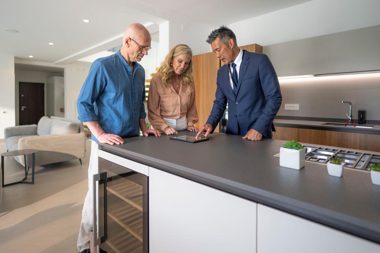 Buying a Luxury Home in Spring: The Complete 2026 Guide