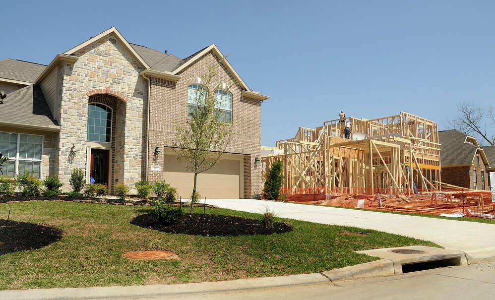 Why Buyers Choose One Luxury Home Over New Construction in Woodforest