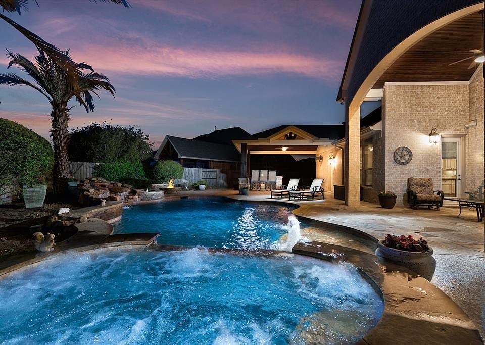 Why Some Luxury Showings Turn Into Offers—and Others Become Forgotten by Dinner