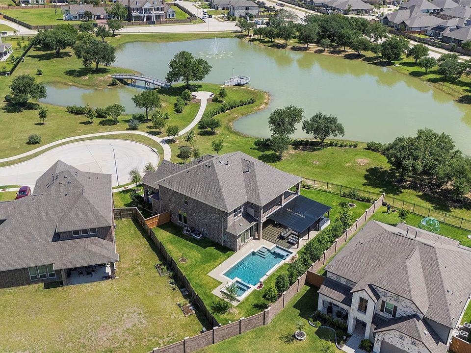 That Backyard View May Sell the Home—But Be Careful What You Promise About It