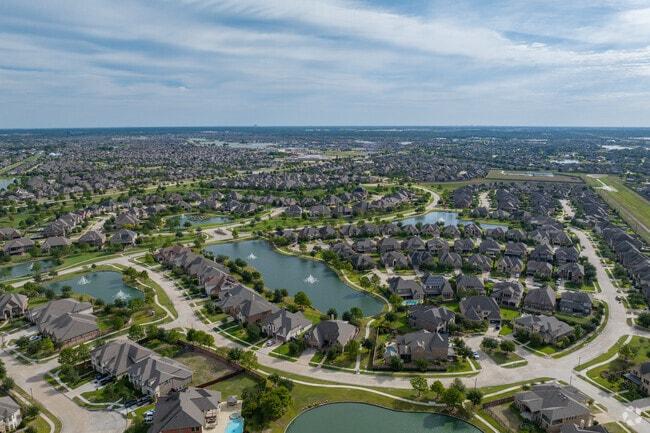Moving to Cypress? Choose the Community Before You Choose the Kitchen