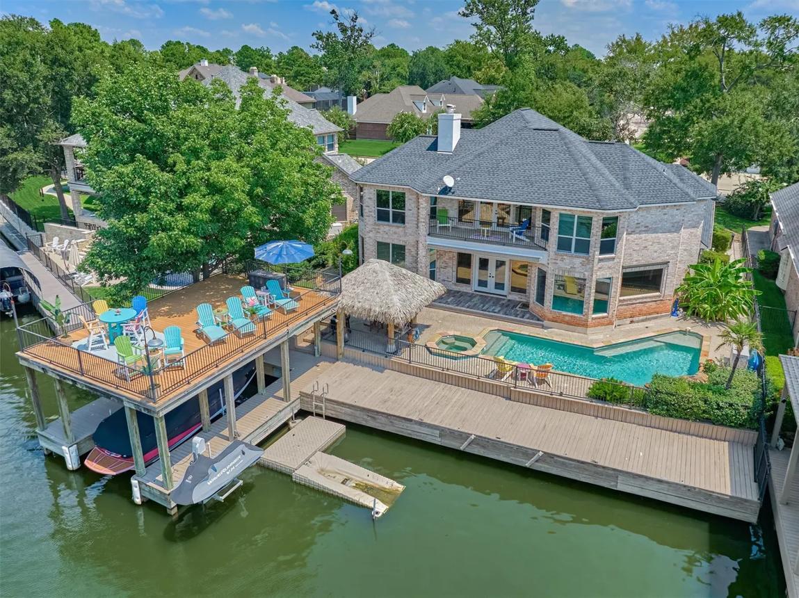 Moving to Lake Conroe? The View Is Easy to Love. The Maintenance Is What You Need to Understand.