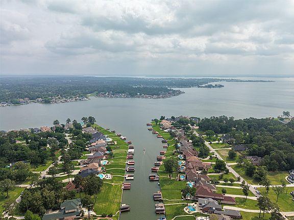 Moving to Lake Conroe? You May Love the Lake Without Needing It in Your Backyard