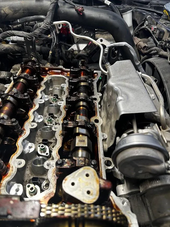 open engine shoving piston valves