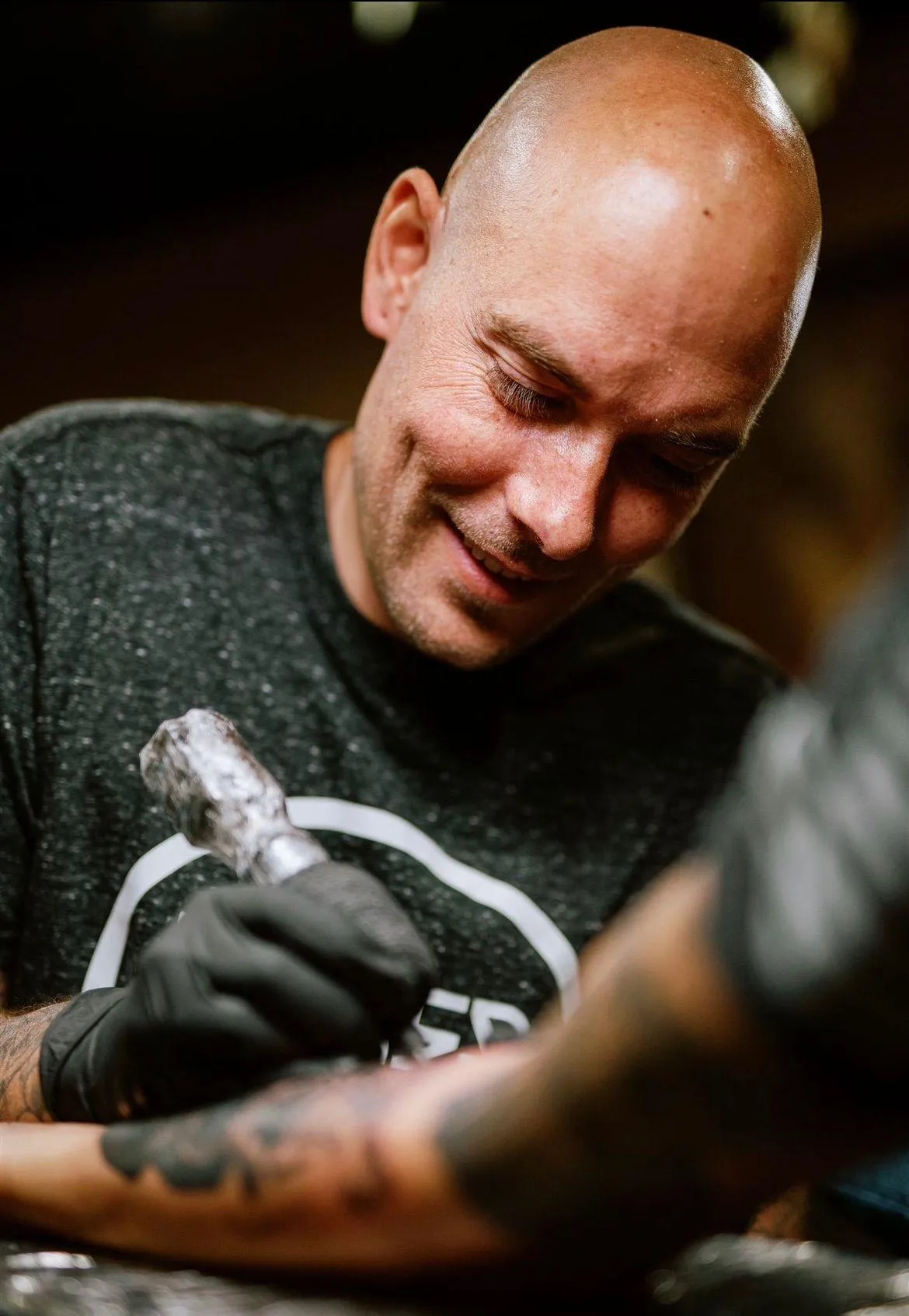 red white and black no smoking sign