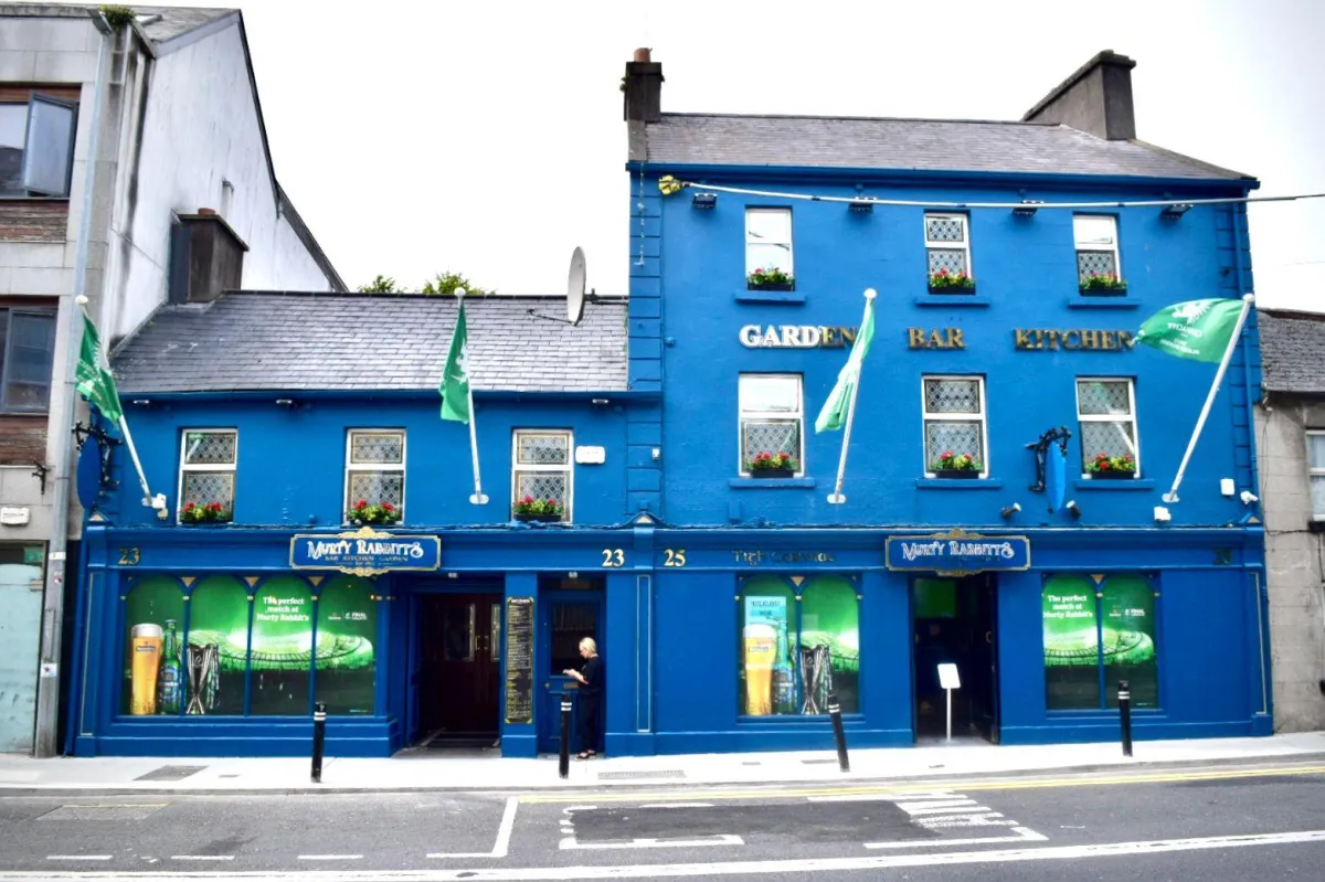 Murty Rabbitts Eyre Square Galway