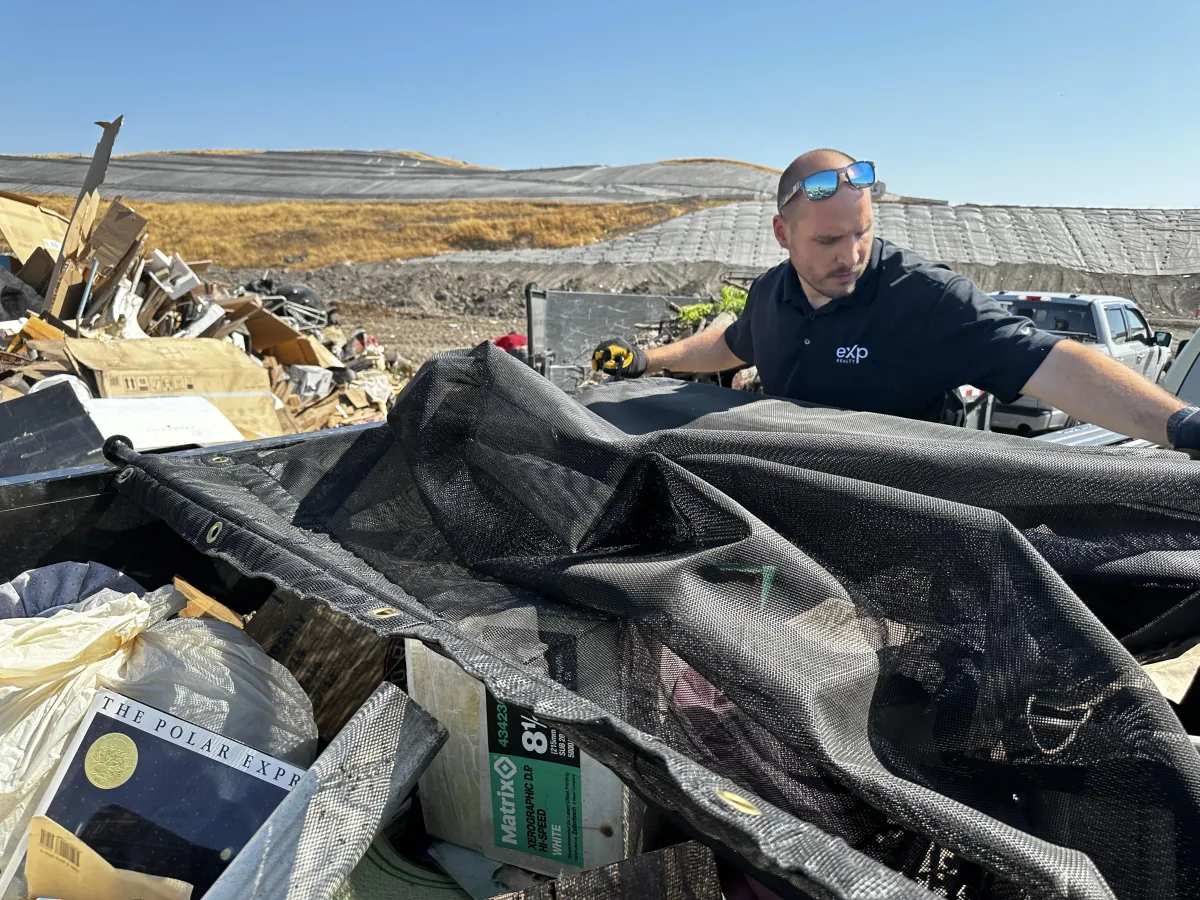 dump-trailer-rental-with-andrew