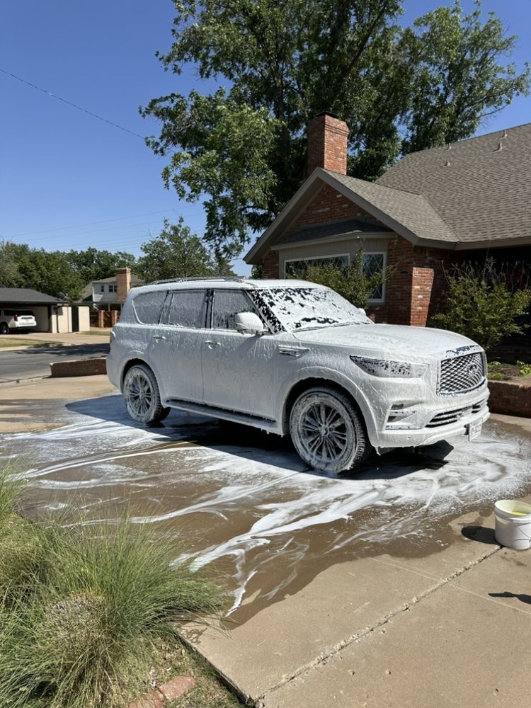 Roof & House Soft Wash in