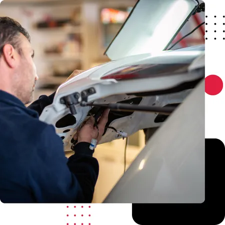 PDR Technicians at Dents Dings and Things