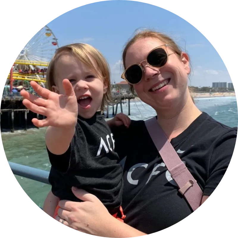 Corinne and her daughter at the Santa Monica pier