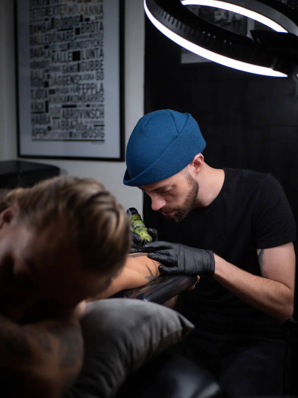 red white and black no smoking sign