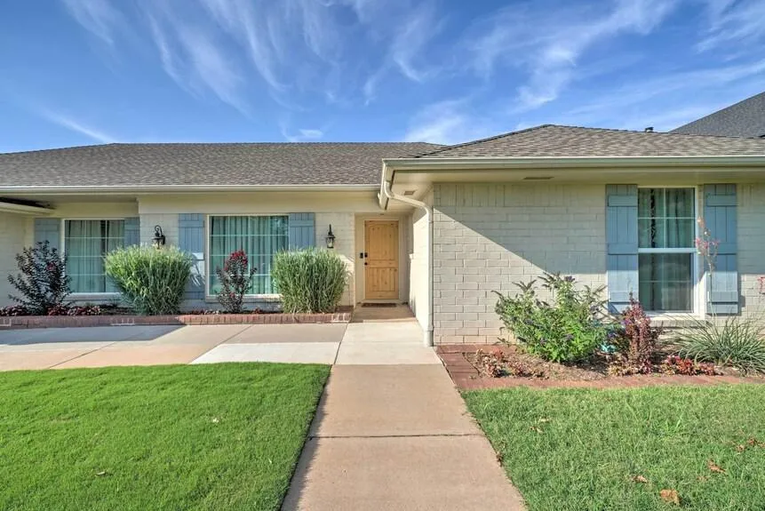 Oklahoma Concrete builds and installs Walkways.