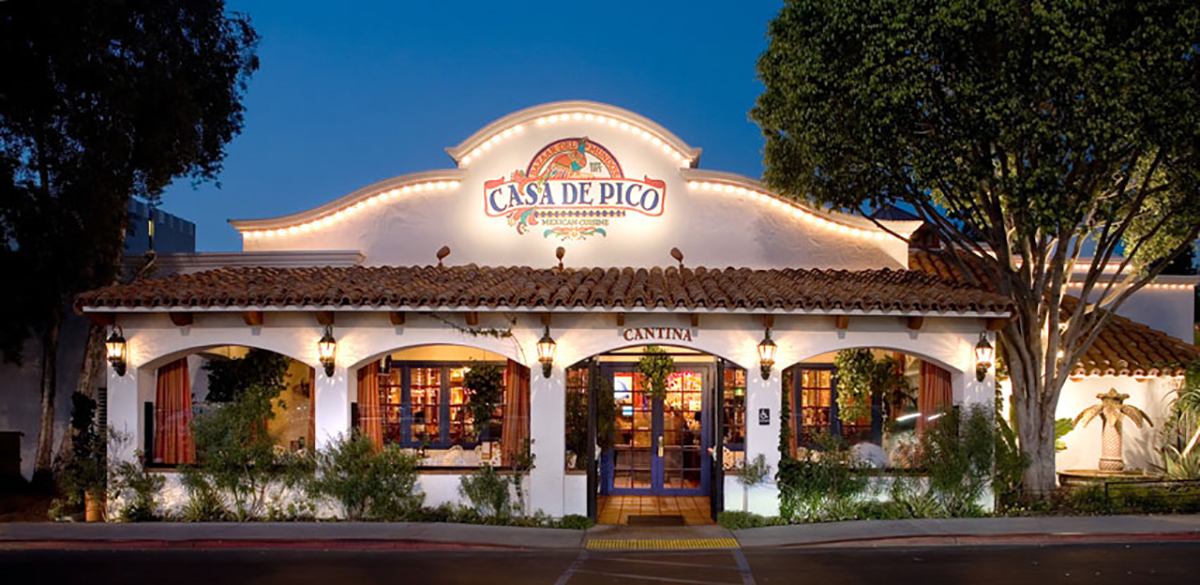 Casa de Pico hacienda-style setting, La Mesa