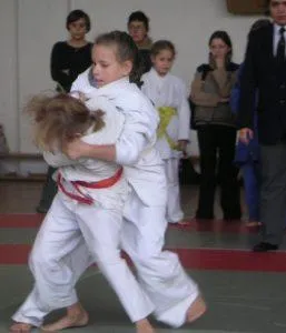 Two kids doing Judo together on a blog by Nick Hughes