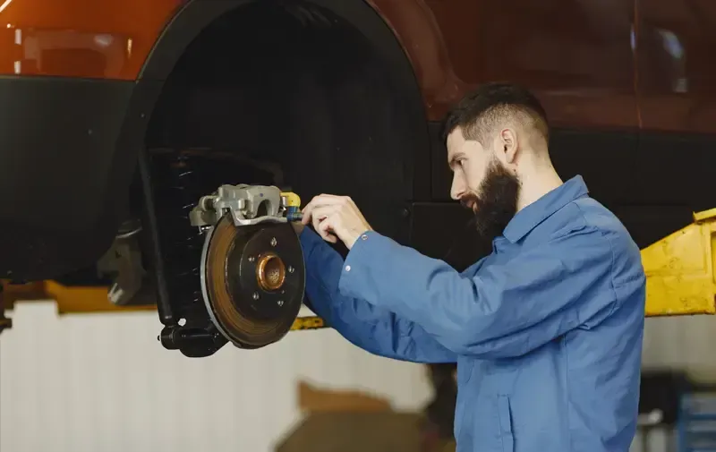 Brakes & Discs